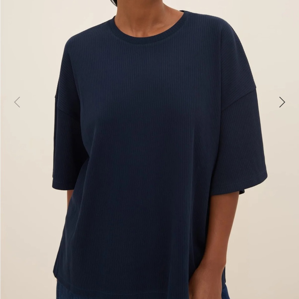 NWT Kowtow Parallel Tee sz M